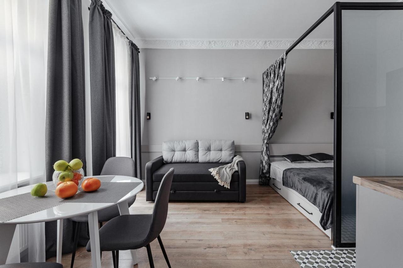 City Centre Silver Apartment Odesa Exterior photo